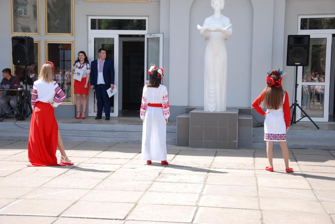 den vyshyvanky-2019 18